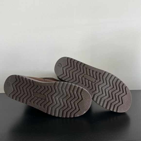 Kids Brown Winter Boots Sz 4 - Picture 6 of 8